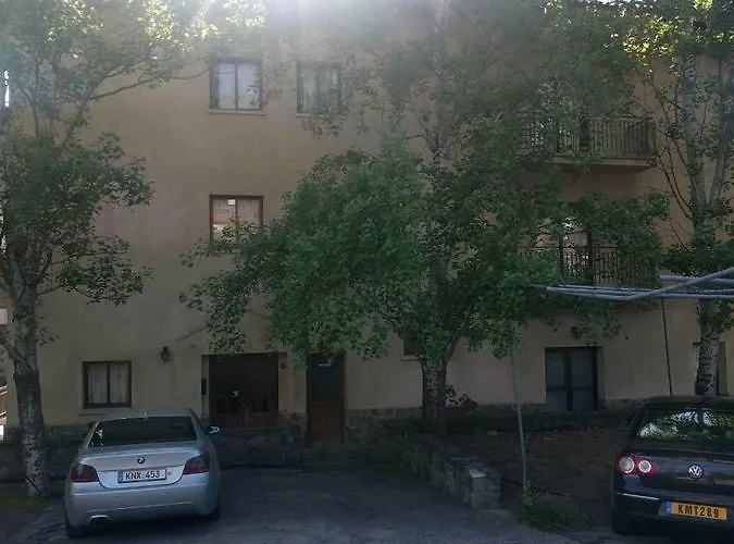 Galata's Bridge Hotel *